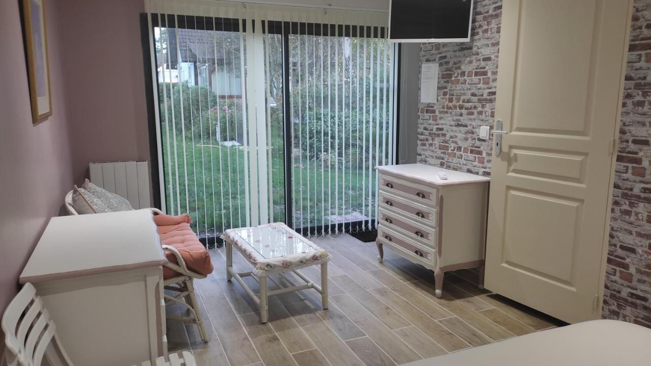 Chez Chon Et Jean-Marie Apartment Hermanville-sur-Mer Bagian luar foto